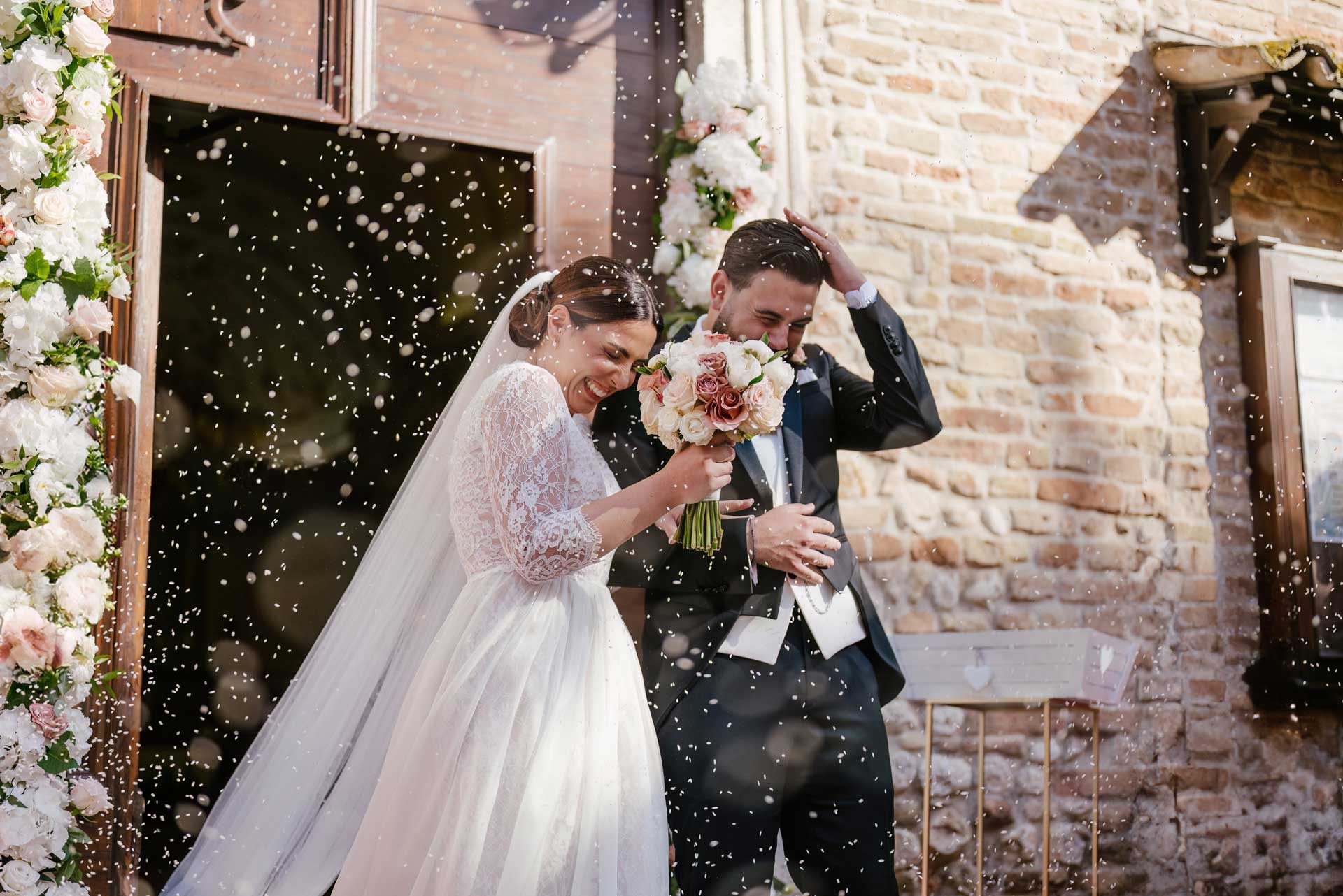 matrimonio-teramo-abruzzo-foto-lancio-riso-cerimonia-fotografo-pescara